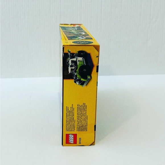 LEGO Creator Rocket Truck 31103 (Retired) - Picture 3 of 7